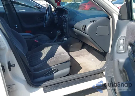 2002 Pontiac Grand Prix Se z USA, uszkodzony, nr VIN 1G2WK52J82F290516